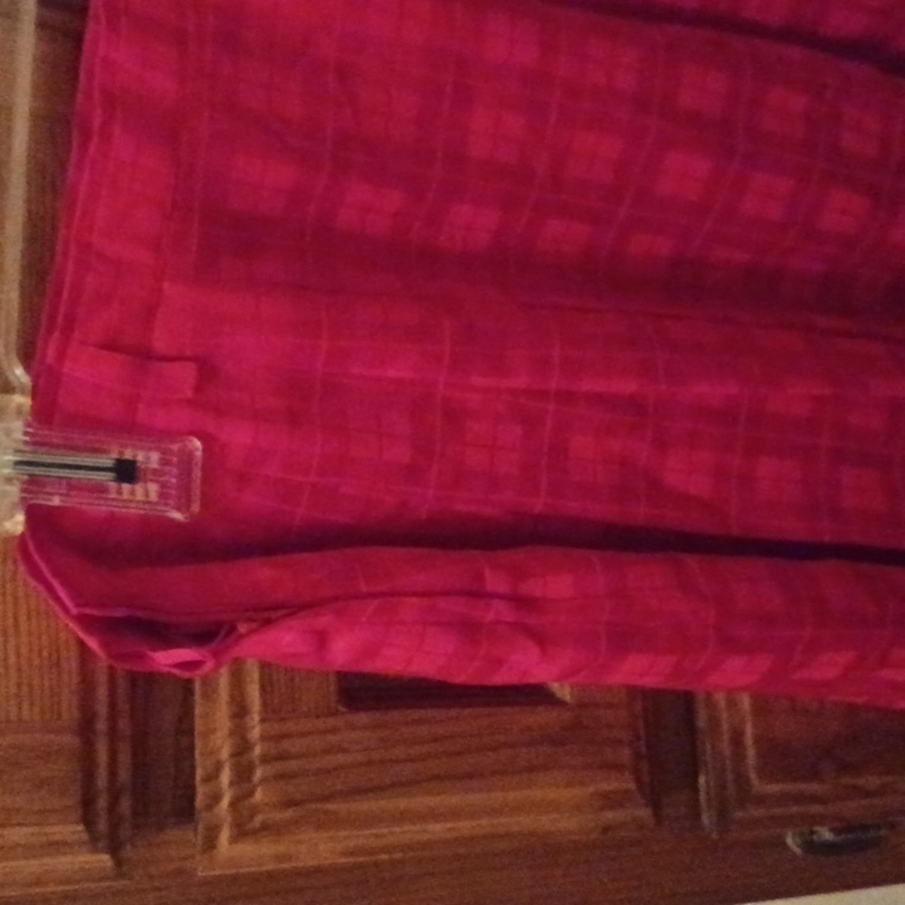 NEIMAN MARCUS RED 2 PIECE - Picture 5 of 5